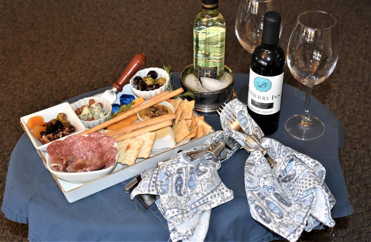 אשלנד Bayberry Inn B&B And Oregon Wellness Retreat מראה חיצוני תמונה