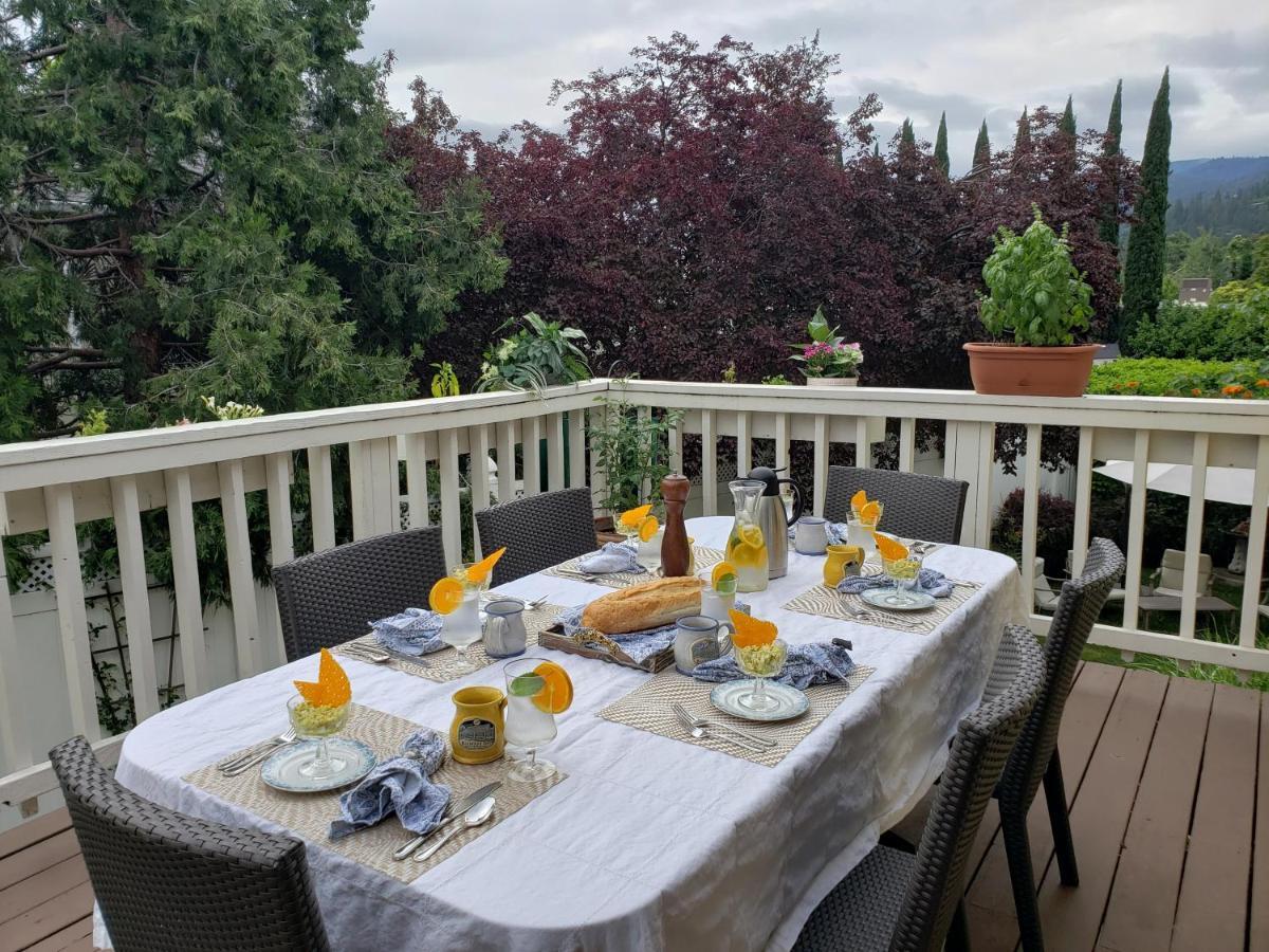 אשלנד Bayberry Inn B&B And Oregon Wellness Retreat מראה חיצוני תמונה