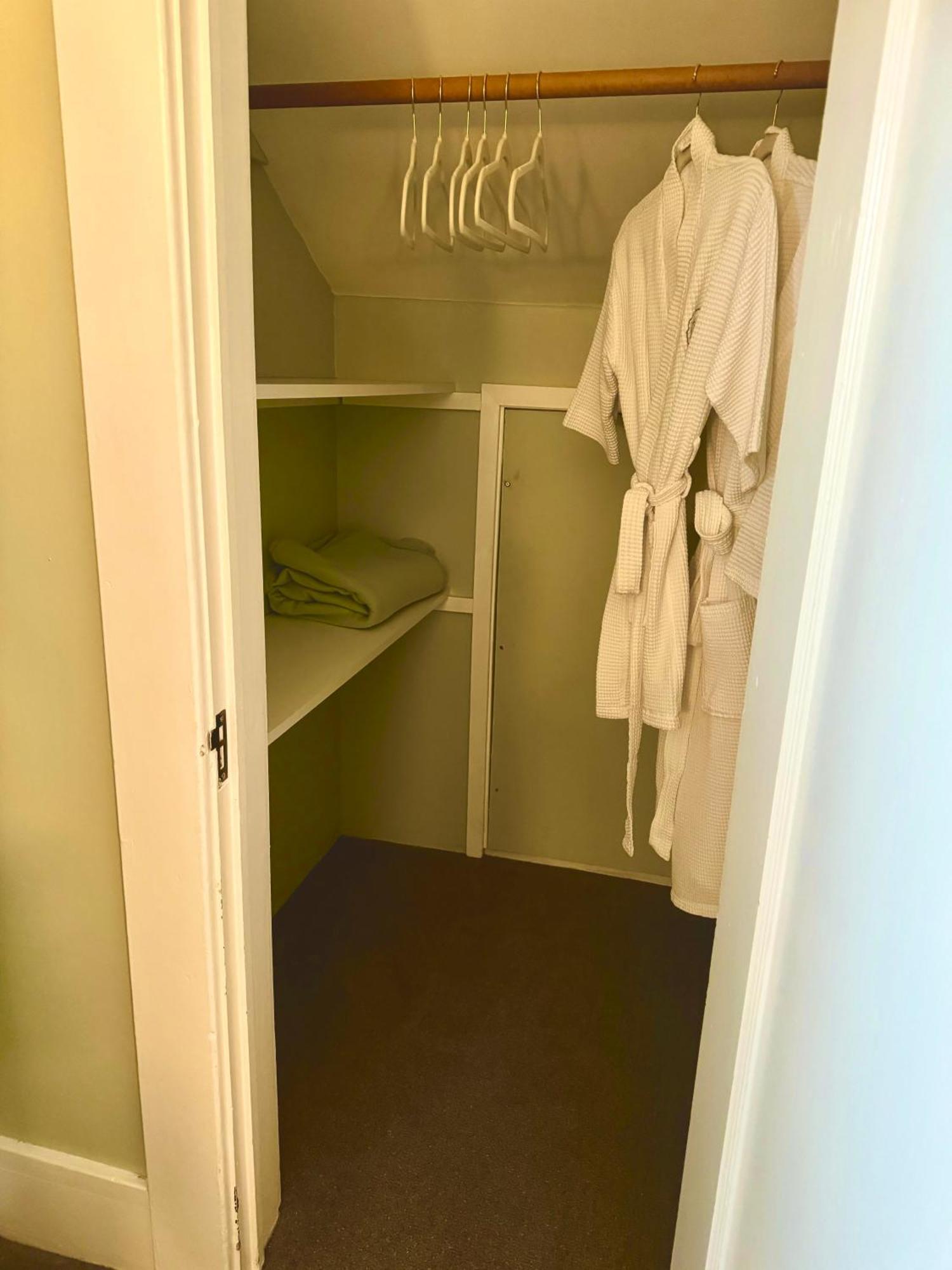 אשלנד Bayberry Inn B&B And Oregon Wellness Retreat מראה חיצוני תמונה