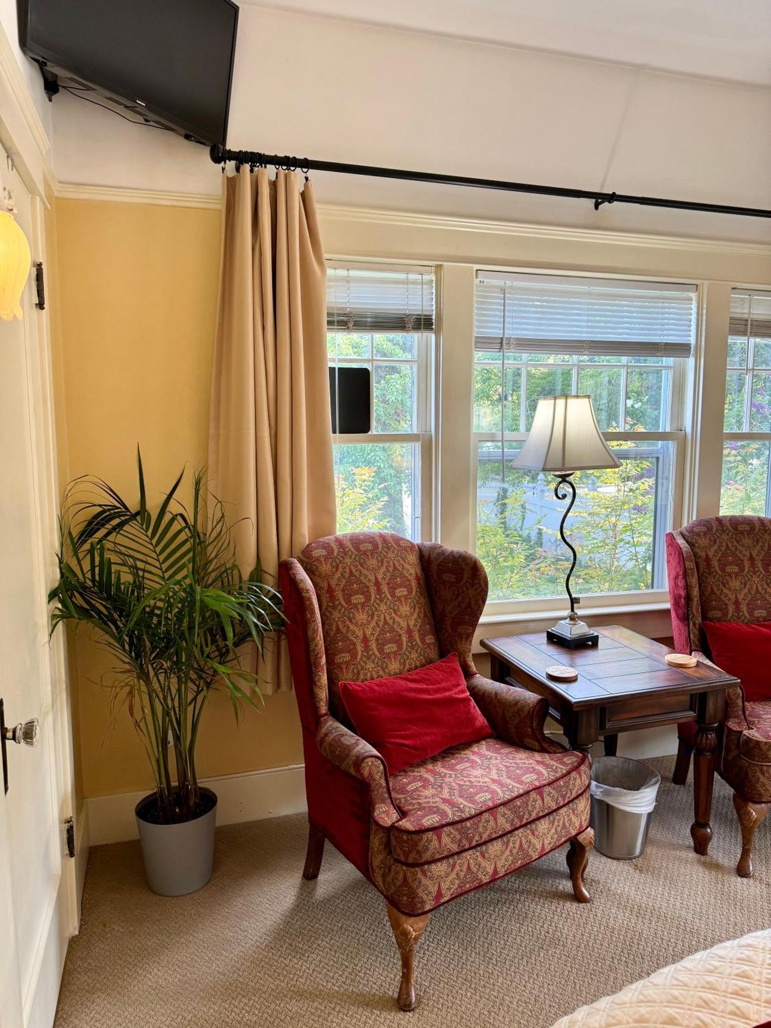 אשלנד Bayberry Inn B&B And Oregon Wellness Retreat מראה חיצוני תמונה